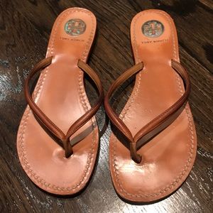 Tory Burch tan leather sandals. Size 7.5